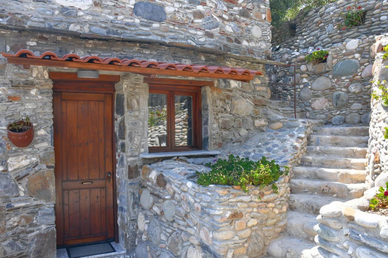 Velanos Villas Kefálion エクステリア 写真